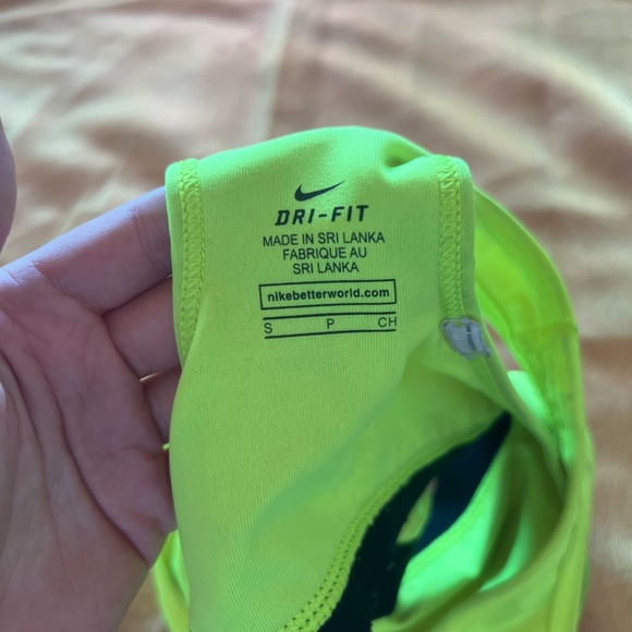 Neon Nike Dry Fit Swoosh Sports Bra NWOT - Picture 2 of 3